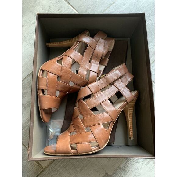 Elie Tahari High Heel Peep Toe Sandals Leather Tan Brown Strappy Designer 39 9 - Picture 1 of 10